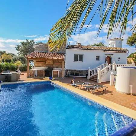 Susi - With Private Swimming Pool In *