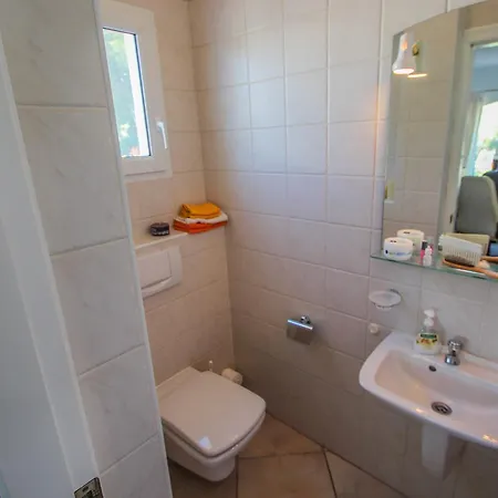 Susi - With Private Swimming Pool In Villa *